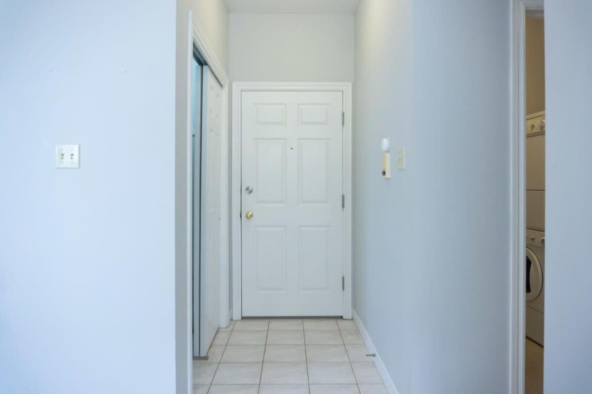New Large Luxurious 2Br Condo In The Heart Of Uptown Coffee, Wifi Saint John Exteriör bild
