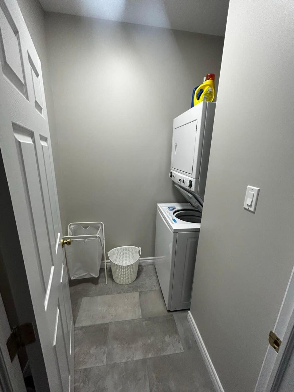 New Large Luxurious 2Br Condo In The Heart Of Uptown Coffee, Wifi Saint John Exteriör bild